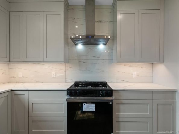 410 Alba Avenue, Bridgeport CT 06606