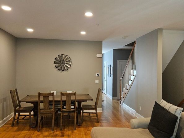 14 1st Street APT J, Stamford CT 06905