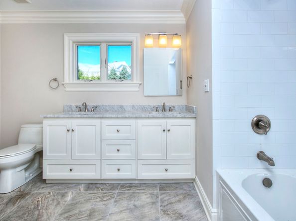 27 Rogues Ridge, Weston CT 06883