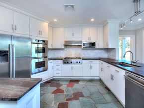 27 Rogues Ridge, Weston CT 06883