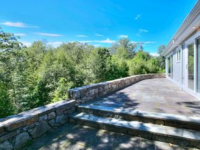 27 Rogues Ridge, Weston CT 06883