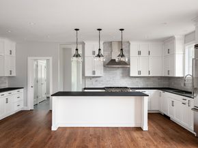 6 Walnut Ridge Court, Stamford CT 06905