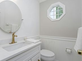 171 Proprietors Crossing, New Canaan CT 06840
