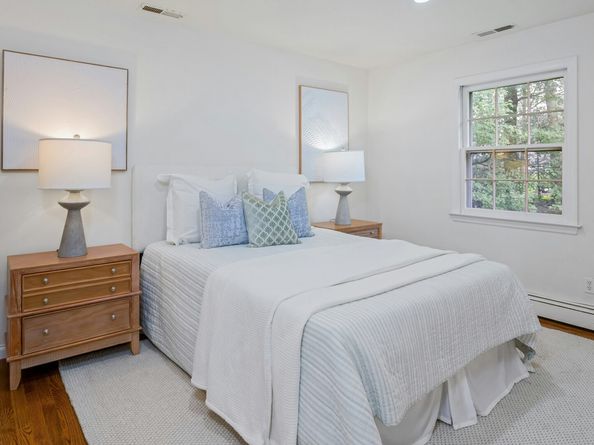 171 Proprietors Crossing, New Canaan CT 06840