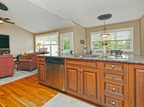 160 Kyles Way 160, Shelton CT 06484