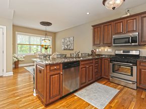 160 Kyles Way 160, Shelton CT 06484