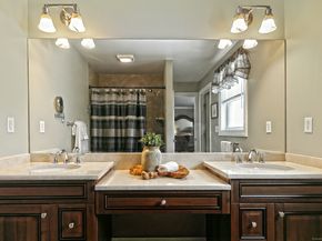 160 Kyles Way 160, Shelton CT 06484