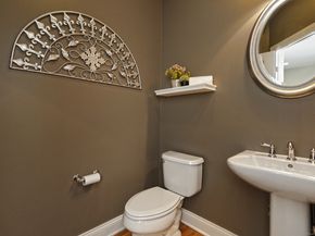 160 Kyles Way 160, Shelton CT 06484