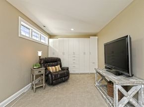 160 Kyles Way 160, Shelton CT 06484