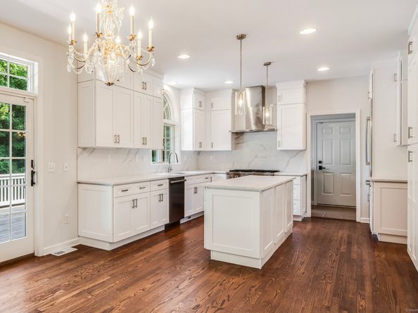 12B Hickory Drive, Greenwich CT 06831