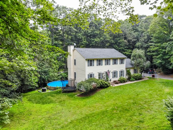 3A Wolfpits Road, Bethel CT 06801