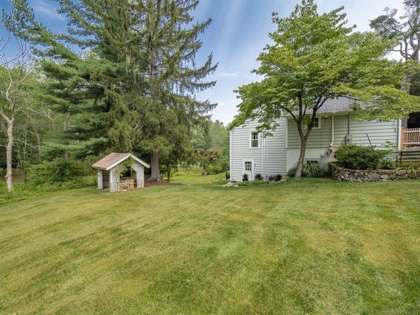 283 Redding Road, Redding CT 06896