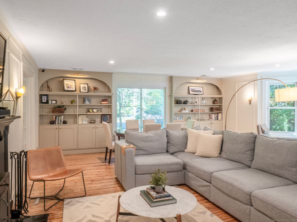 283 Redding Road, Redding CT 06896