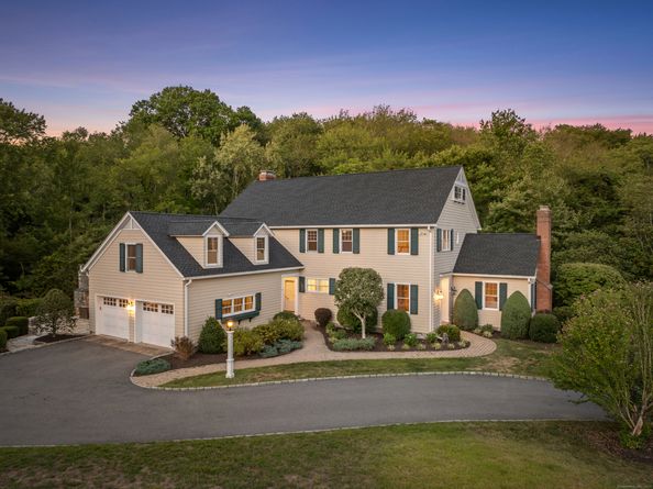 48 Duck Pond Place, Wilton CT 06897