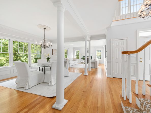 48 Duck Pond Place, Wilton CT 06897