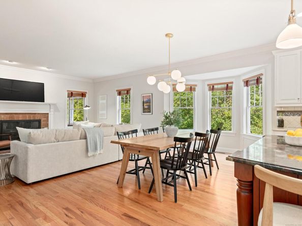 48 Duck Pond Place, Wilton CT 06897