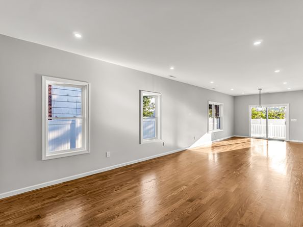 87 Oliver Street, Bridgeport CT 06606