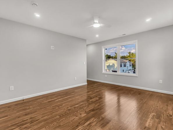 87 Oliver Street, Bridgeport CT 06606