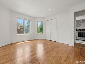3300 Park Avenue 33, Bridgeport CT 06604