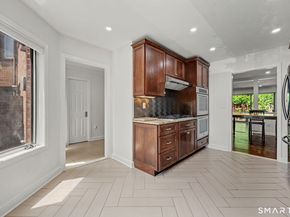 3300 Park Avenue 33, Bridgeport CT 06604