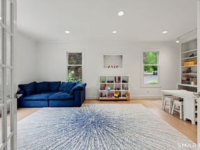 10 Side Hill Road, Westport CT 06880