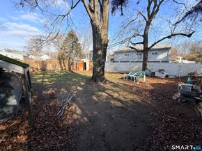 33 Assisi Way, Norwalk CT 06854