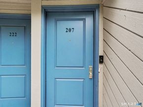1465 E Putnam Avenue 207, Greenwich CT 06870