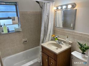 16 Fairview Drive 3, Danbury CT 06810