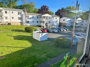 16 Fairview Drive 3, Danbury CT 06810