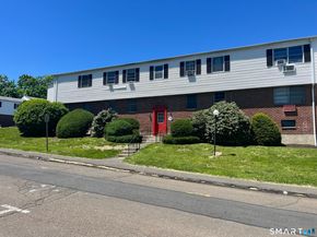 16 Fairview Drive 3, Danbury CT 06810