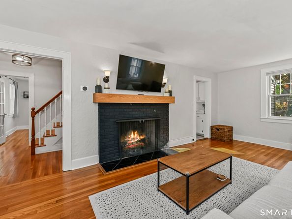 15 Hadik Parkway, Norwalk CT 06854