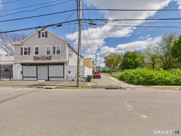 Undisclosed Address #24174079, Bridgeport CT 06604