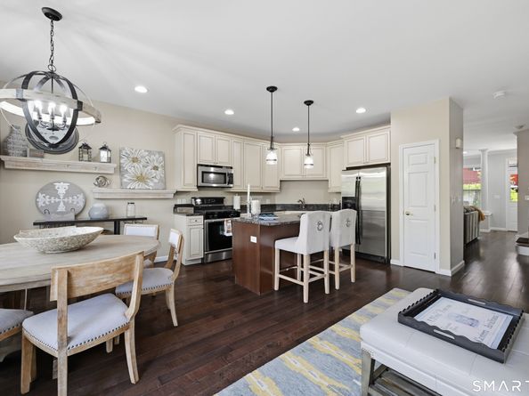 11 Orwich Court 11, Danbury CT 06810