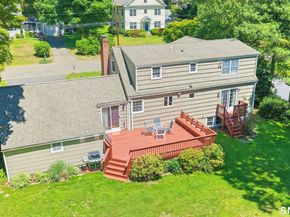 62 Wampus Way, Fairfield CT 06825