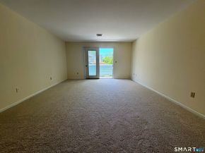 136 Deer Hill Avenue 205, Danbury CT 06810
