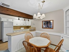 14 Hunters Ridge Road, Shelton CT 06484