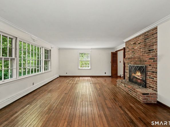 4 Scatacook Trail, Weston CT 06883