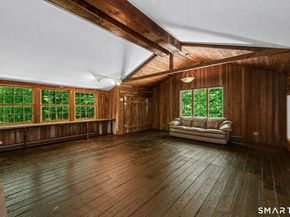 4 Scatacook Trail, Weston CT 06883