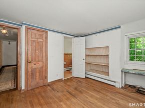 4 Scatacook Trail, Weston CT 06883
