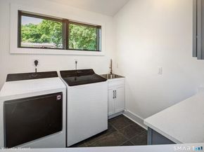 120 WEST Lane, Stamford CT 06905