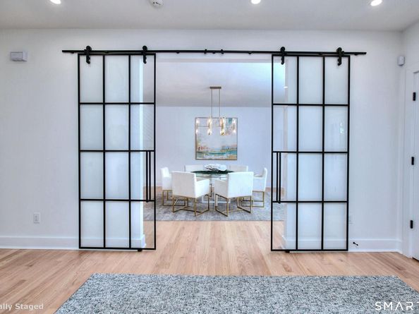 120 WEST Lane, Stamford CT 06905