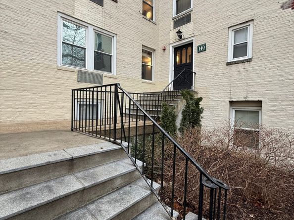 140 Summer Street 1D, Stamford CT 06840