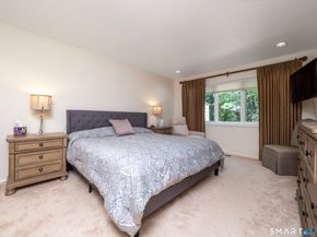 12 Boulevard Drive 31172, Danbury CT 06810