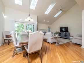 12 Boulevard Drive 31172, Danbury CT 06810