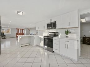 44 Washington Parkway, Stratford CT 06615