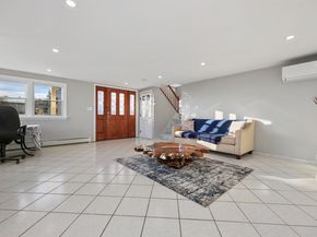 44 Washington Parkway, Stratford CT 06615