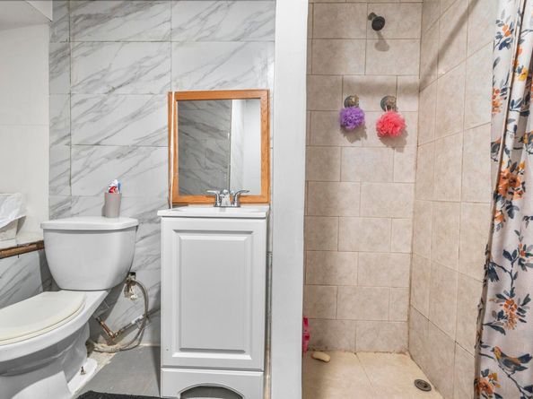 212 Denver Avenue, Bridgeport CT 06605