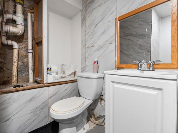 212 Denver Avenue, Bridgeport CT 06605