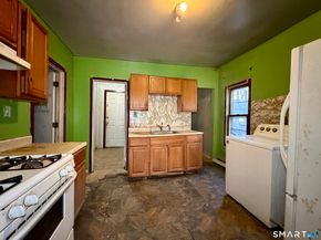 1050 Hancock Avenue, Bridgeport CT 06605