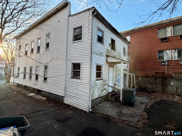 1050 Hancock Avenue, Bridgeport CT 06605